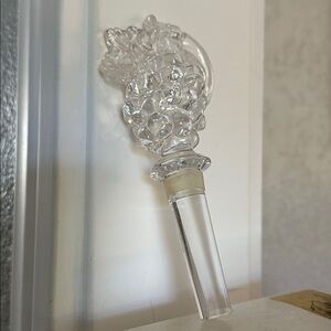 Vintage Mikasa Chardonnay Grape Crystal Wine Stopper